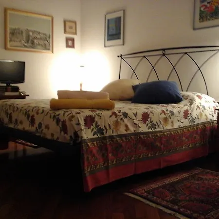 Down Town Apartman